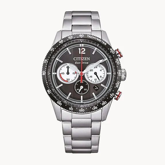 CA4714-55E - Citizen Eco-Drive Chronograph CA4714-55E mit schwarzem Zifferblatt, weißen Akzenten und Edelstahlarmband.